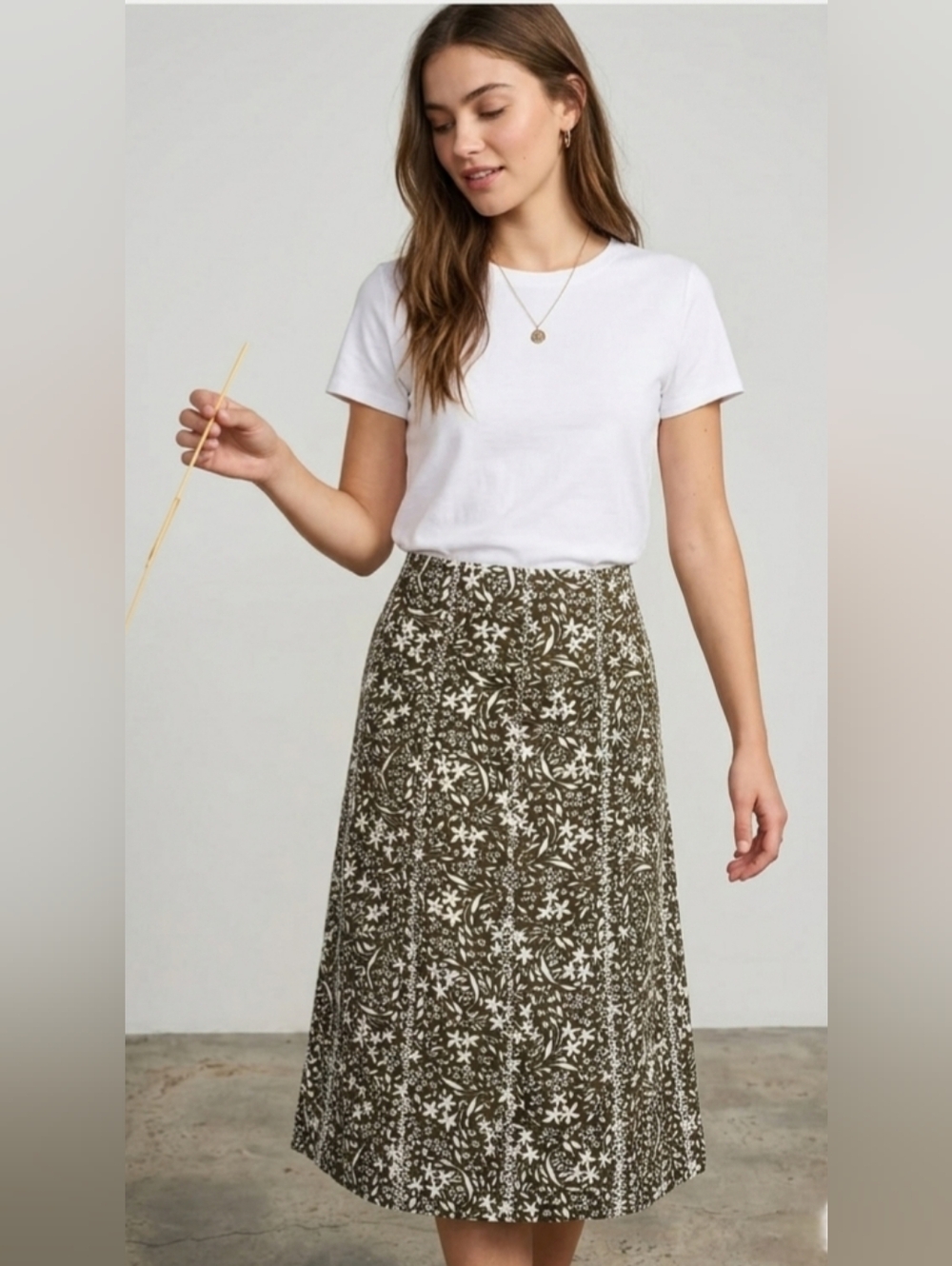 Eddie Bauer Olive Brown White Floral Midi Skirt Linen Blend Size 10 Cottagecore